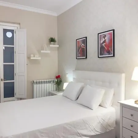 Apartamento Atocha Madrid Centro Ave Muy Grande Exterior photo